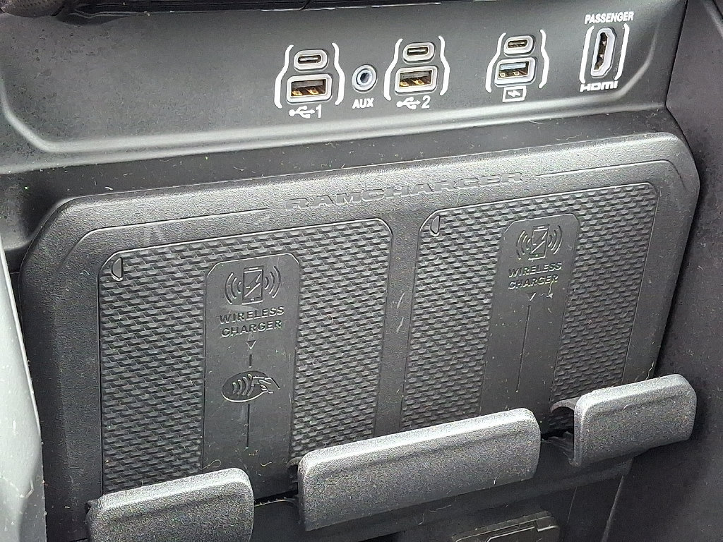 Used 2025 RAM 1500 Limited AWD/4WD image 18