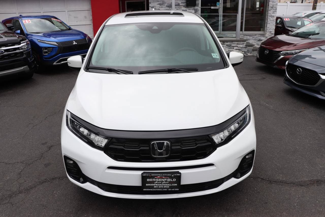 Used 2026 Honda Odyssey Elite image 9