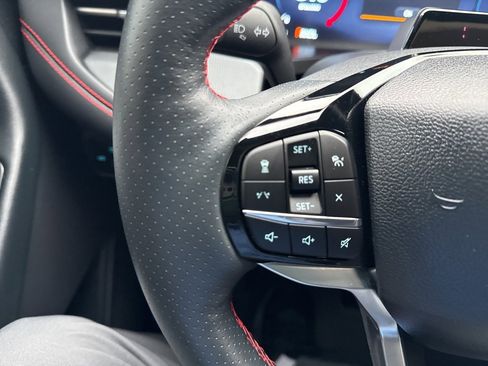 Used 2025 Ford Explorer ST-Line w/ Premium Package image 18