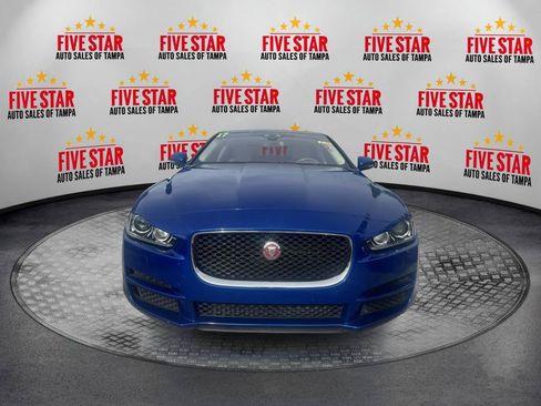 Used 2017 Jaguar XE Prestige RWD image 2