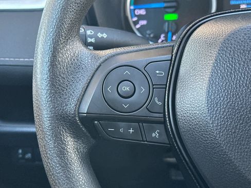 Used 2019 Toyota RAV4 LE AWD/4WD image 25