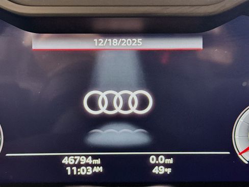 Used 2022 Audi Q8 Premium Plus w/ Premium Plus Package image 19