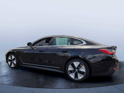 New 2026 BMW i4 eDrive40 w/ Premium Package RWD image 4
