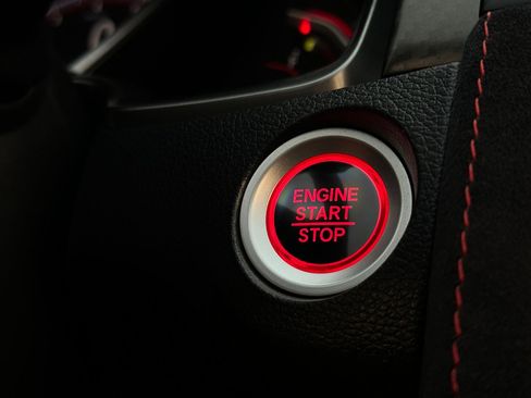 Used 2021 Honda Civic Type R Limited image 37