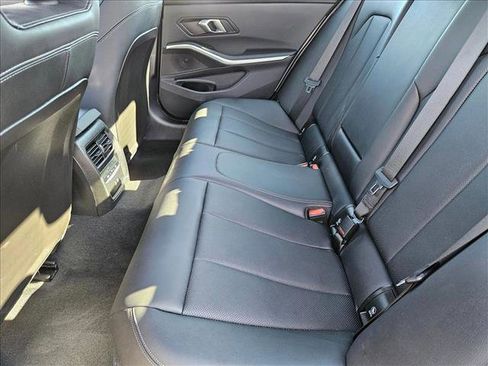 Used 2024 BMW 330i Sedan image 18