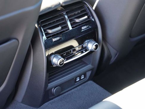 Used 2023 BMW M5 image 15