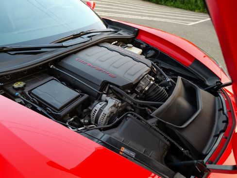 Used 2016 Chevrolet Corvette Stingray Coupe RWD image 52
