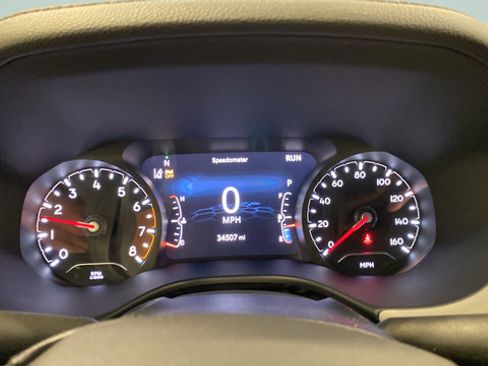 Used 2023 Jeep Compass Limited AWD/4WD image 17