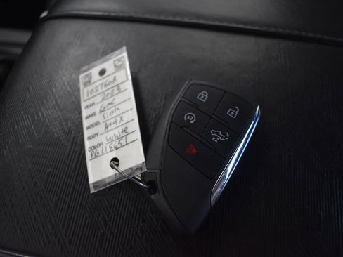 Used 2023 GMC Sierra 1500 AT4X image 36