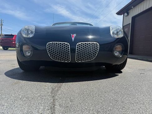 Used 2007 Pontiac Solstice Convertible w/ Premium Package RWD image 20