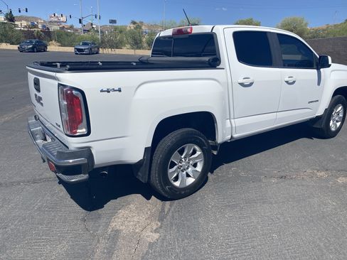 Used 2017 GMC Canyon SLE w/ SLE Convenience Package AWD/4WD image 4