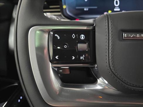 New 2026 Land Rover Range Rover SE image 19