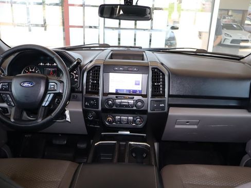 Used 2019 Ford F150 XLT w/ Equipment Group 302A Luxury AWD/4WD image 37