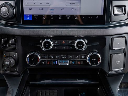 Used 2026 Ford F250 Platinum AWD/4WD image 28