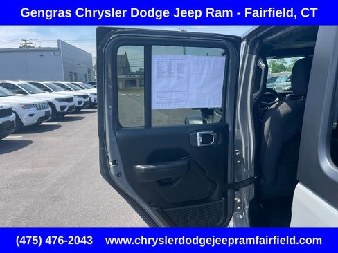 Used 2023 Jeep Wrangler Unlimited Rubicon 4xe w/ Cold Weather Group AWD/4WD image 34