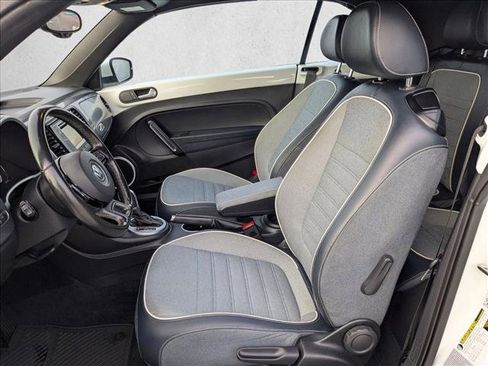 Used 2016 Volkswagen Beetle 1.8T Denim image 13