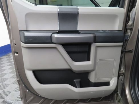 Used 2020 Ford F150 XLT image 55