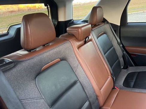 Used 2023 Ford Bronco Sport Outer Banks w/ Tech Package image 32