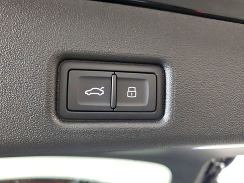 New 2026 Audi Q5 Premium Plus image 10