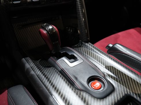Used 2016 Nissan GT-R NISMO AWD/4WD image 43