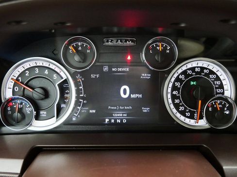 Used 2015 RAM 1500 Laramie w/ Convenience Group image 23