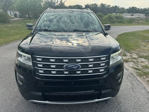 Used 2017 Ford Explorer Limited AWD/4WD image 12