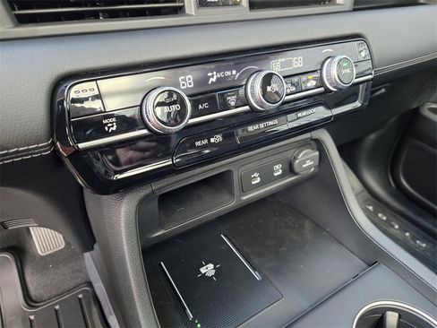 New 2026 Honda Pilot Touring image 23