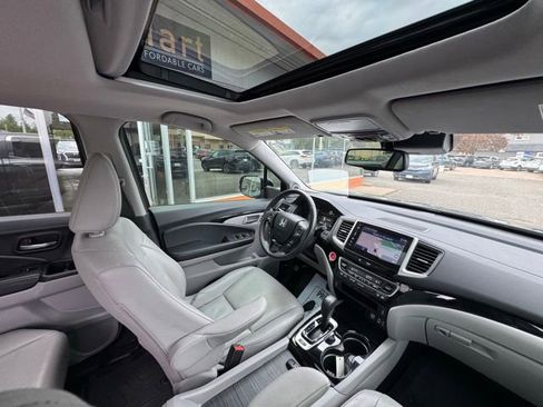 Used 2018 Honda Ridgeline RTL-E image 23