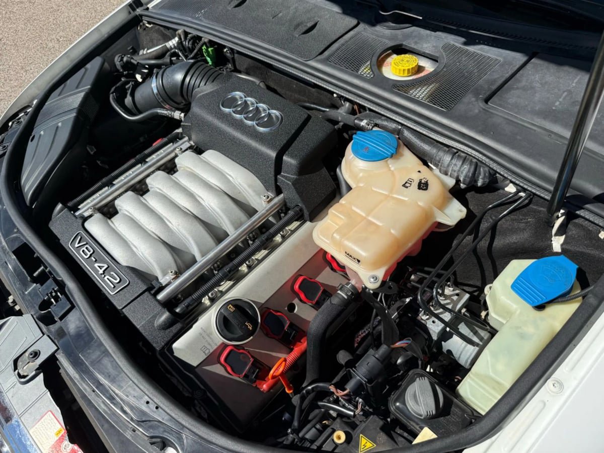 Used 2008 Audi S4 Cabriolet AWD/4WD image 27