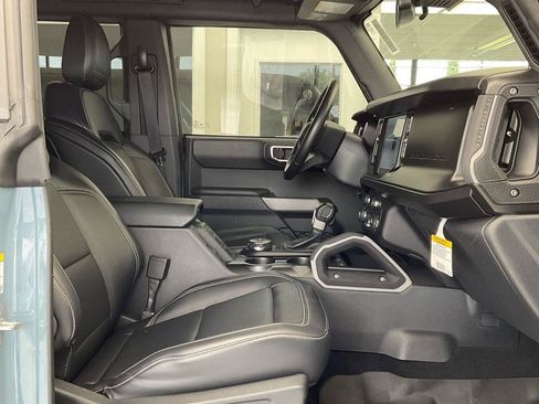 Used 2021 Ford Bronco First Edition AWD/4WD image 15