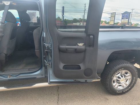 Used 2008 Chevrolet Silverado 3500 LT AWD/4WD image 12