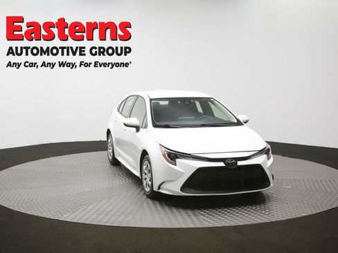 Used 2022 Toyota Corolla LE FWD image 50