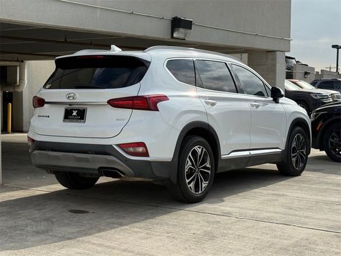 Used 2019 Hyundai Santa Fe Limited image 5