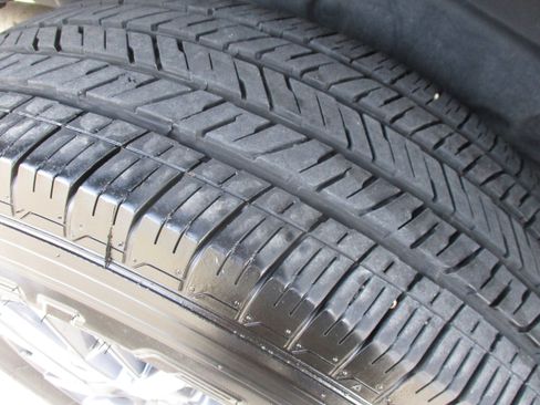 Used 2024 Jeep Wrangler Sahara image 14