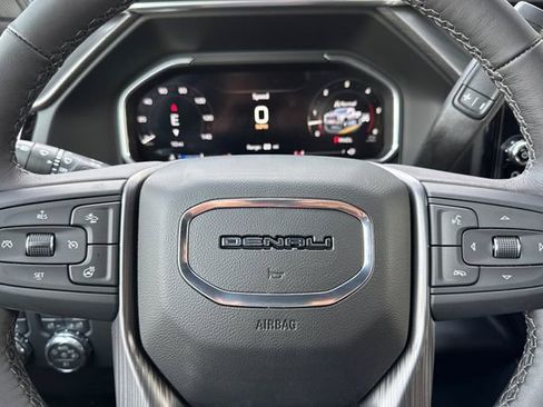 New 2026 GMC Sierra 3500 Denali Ultimate w/ LPO, Black Badging Package AWD/4WD image 27