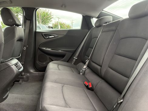 Used 2023 Chevrolet Malibu LT FWD image 10