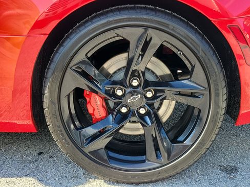 Used 2023 Chevrolet Camaro SS RWD image 9