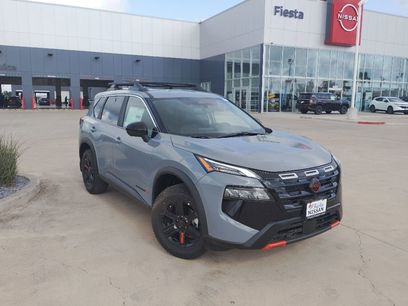 New 2026 Nissan Rogue SV w/ Rock Creek Premium Package