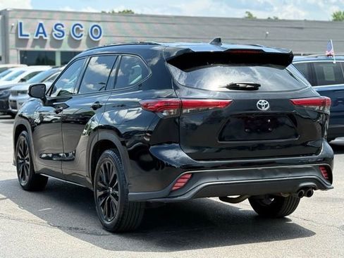Used 2022 Toyota Highlander XSE image 40