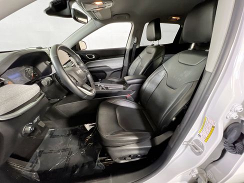 Used 2022 Jeep Compass Latitude AWD/4WD image 20