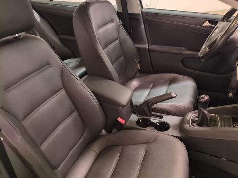 Used 2012 Volkswagen Jetta SE image 11