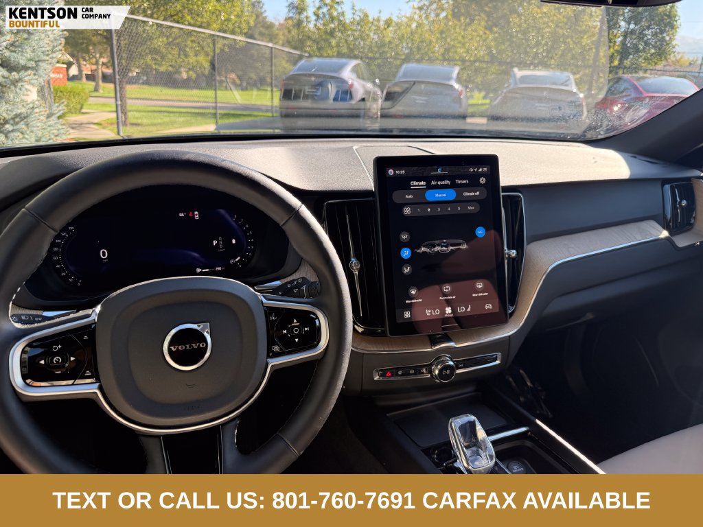 Used 2026 Volvo XC60 B5 Plus AWD/4WD image 18