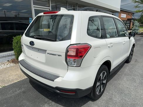 Used 2018 Subaru Forester 2.5i w/ Alloy Wheel Package image 3