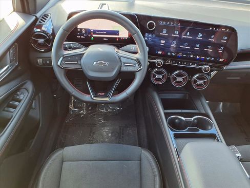 Used 2024 Chevrolet Blazer EV RS image 2