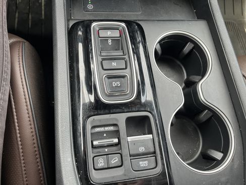 Used 2024 Honda Pilot Elite image 33