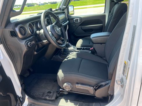 Certified 2022 Jeep Wrangler Unlimited Sport AWD/4WD image 22
