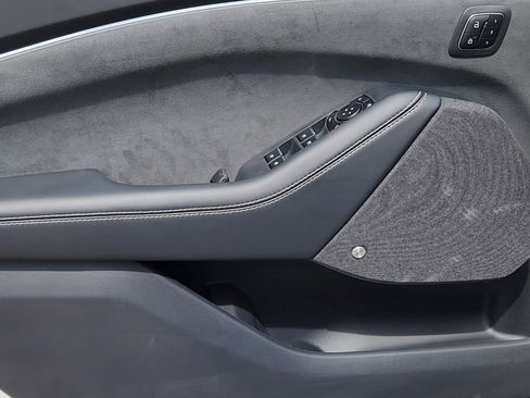 New 2025 Ford Mustang Mach-E GT image 9