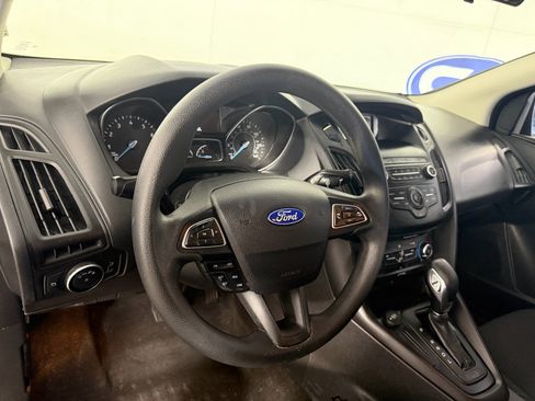 Used 2018 Ford Focus SE image 20