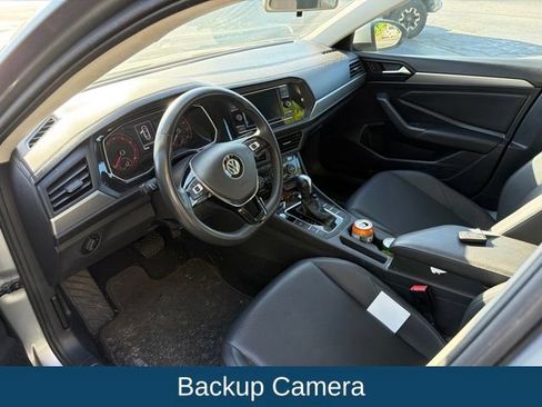 Used 2020 Volkswagen Jetta SE FWD image 5