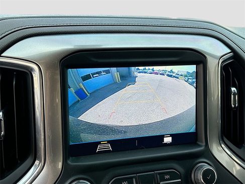 Used 2022 Chevrolet Silverado 1500 LT Trail Boss w/ Safety Package image 14